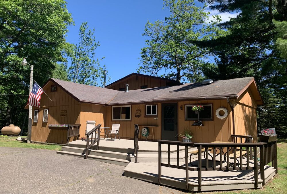 PINE LODGE